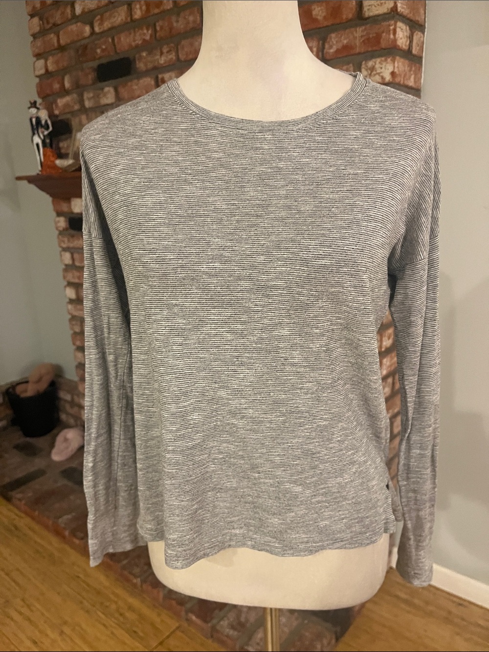 Marine Layer Gray Heather Long-Sleeve Crewneck Top